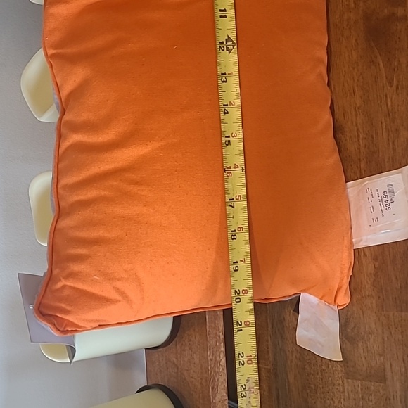 Cynthia Rowley pillow - Picture 10 of 10